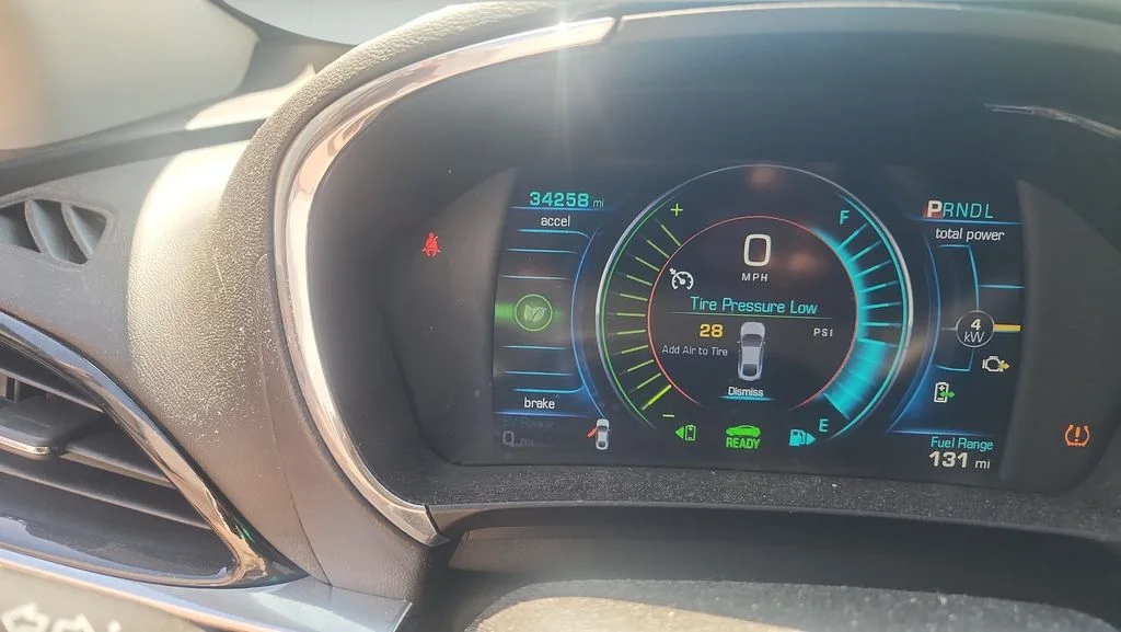 Used 2018 Beige Chevrolet Premier image 10