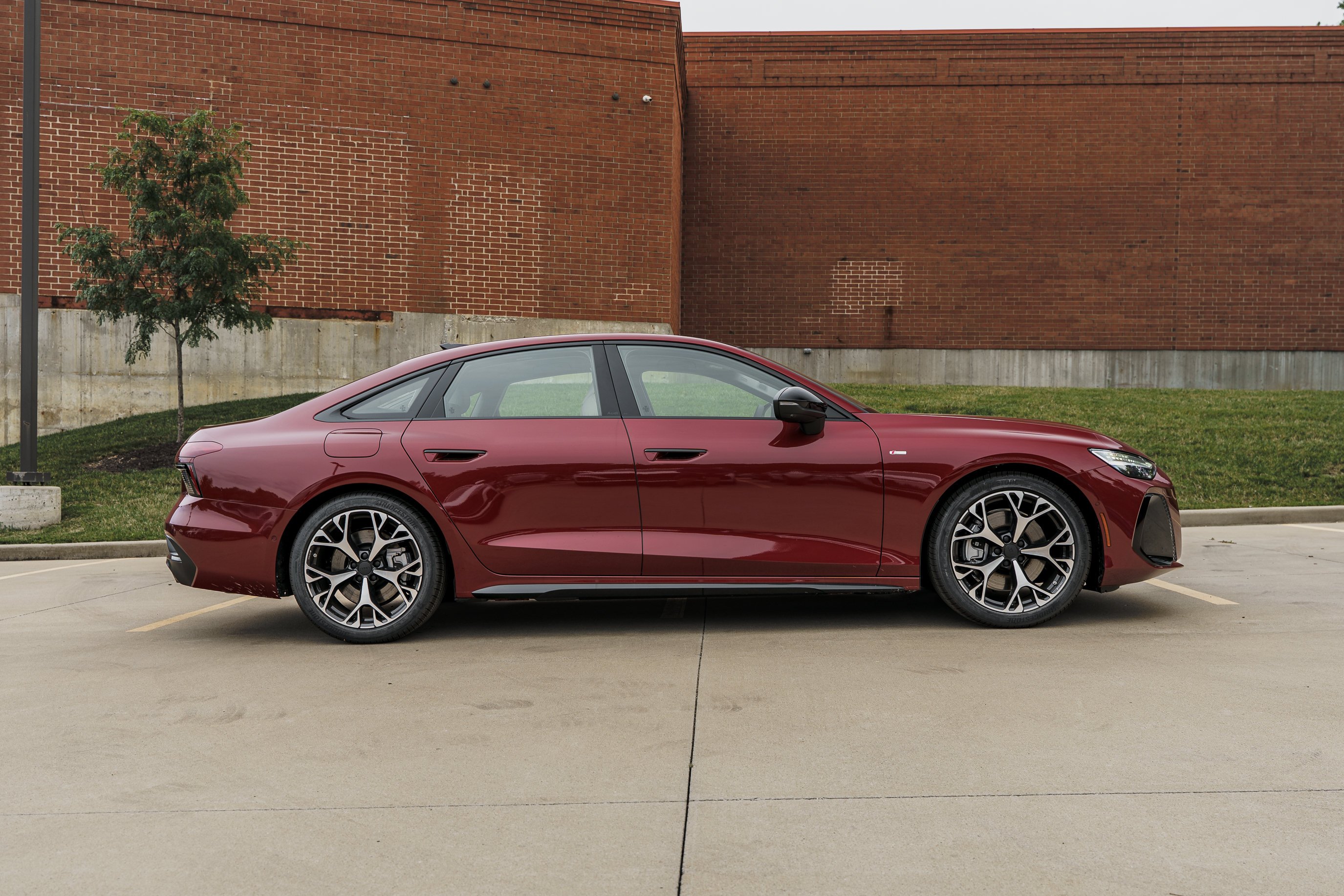 New 2026 GRENADINE RED Audi Prestige image 3