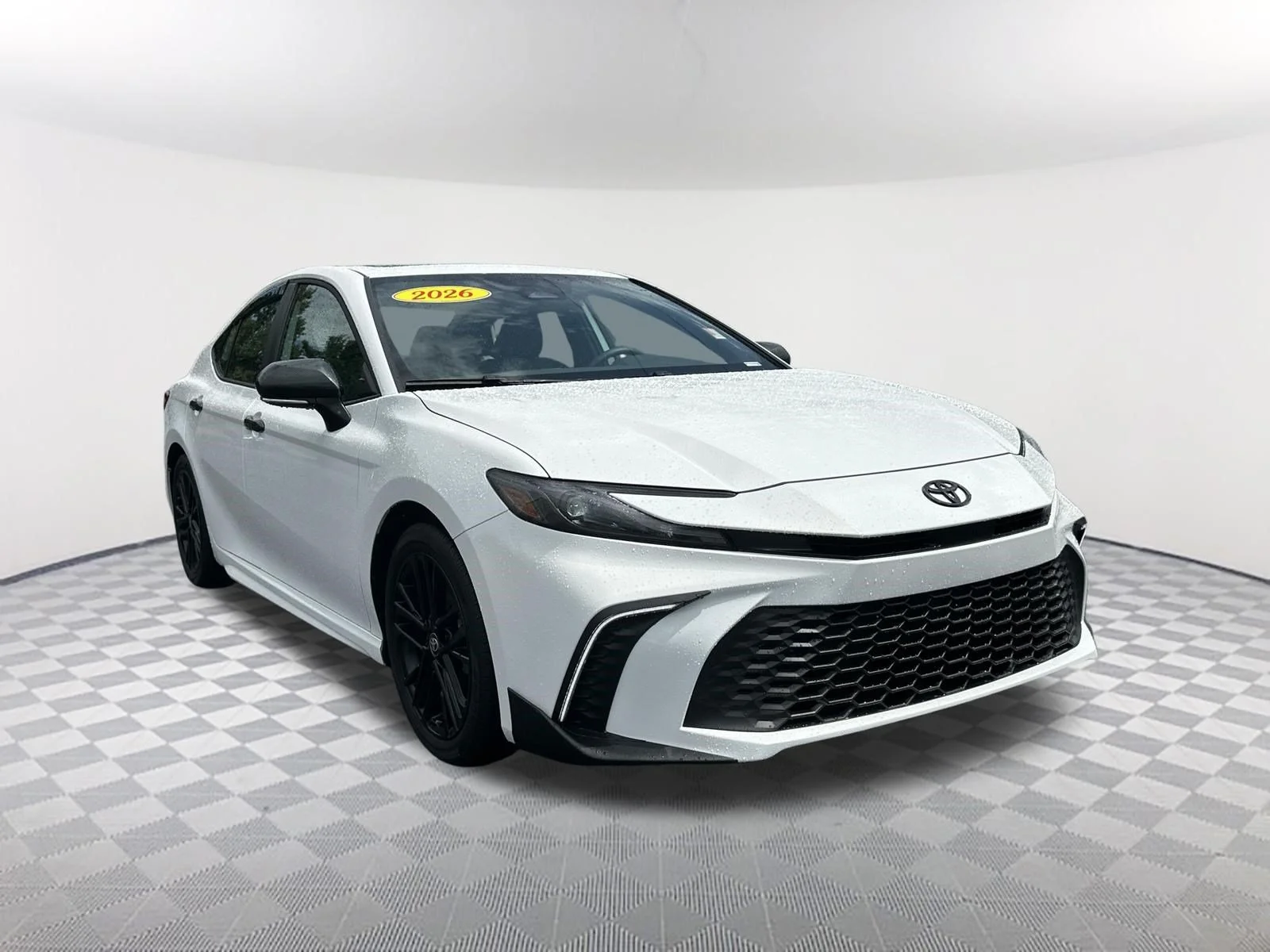 Used 2026 Ice Cap Toyota SE image 3