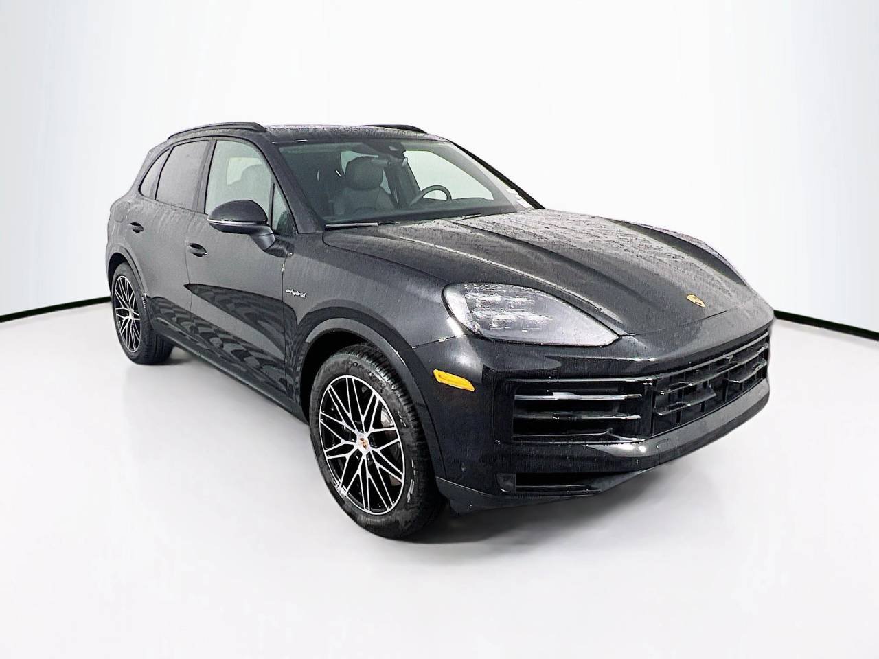 New 2026 Chromite Black Metallic Porsche E-Hybrid image 7