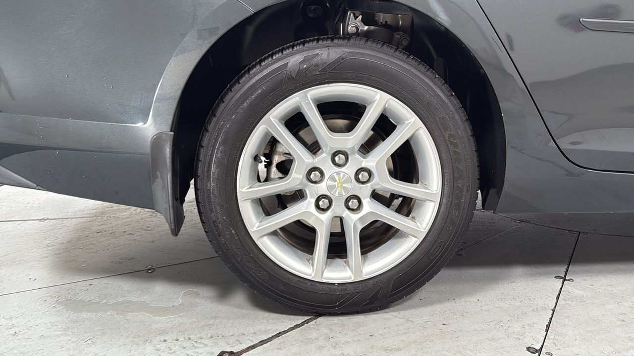 Used 2014 Gray Chevrolet LT image 22