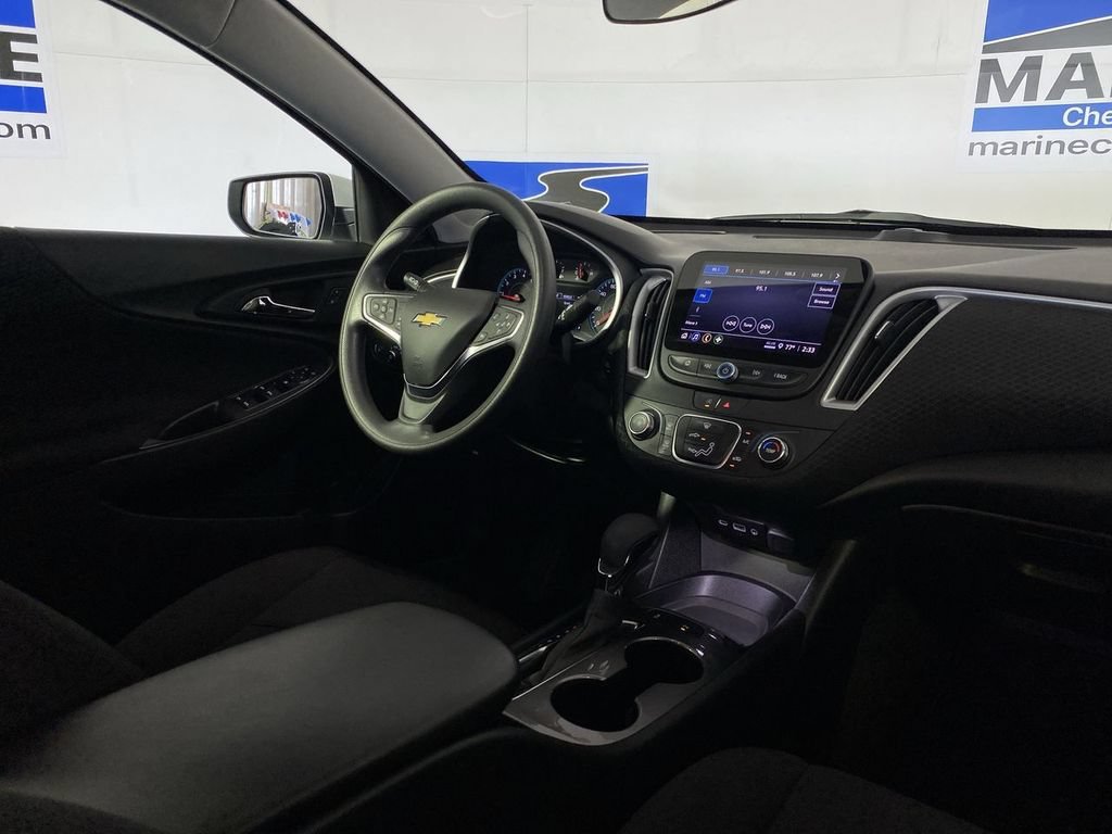 Used 2024 Summit White Chevrolet FL image 26