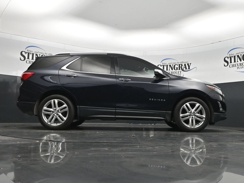 Used 2021 MIDNIGHT BLUE METALLIC Chevrolet Premier image 33