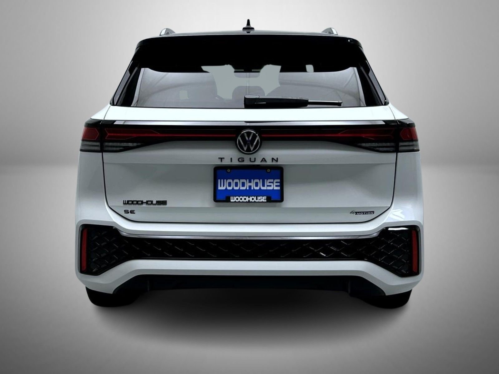 Used 2025 White Volkswagen 2.0T SE R-Line Black image 6