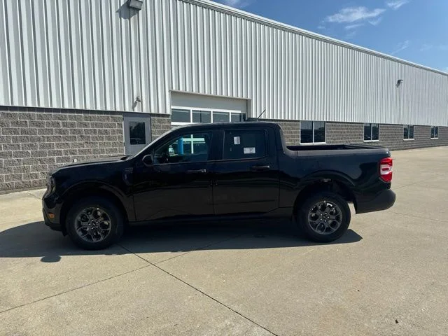 New 2026 Shadow Black Ford XLT image 38
