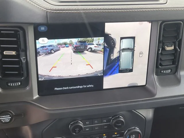Used 2025 Blue Ford Badlands image 23
