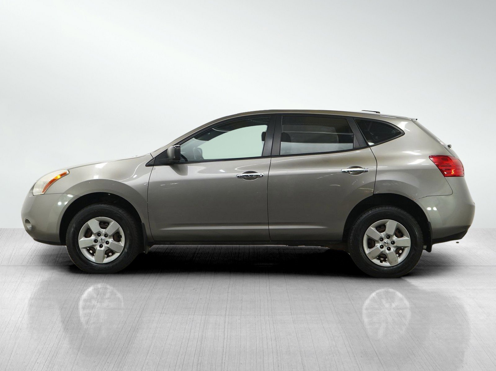 Used 2010 Nissan Rogue S with VIN JN8AS5MV5AW101331 for sale in Burnsville, Minnesota