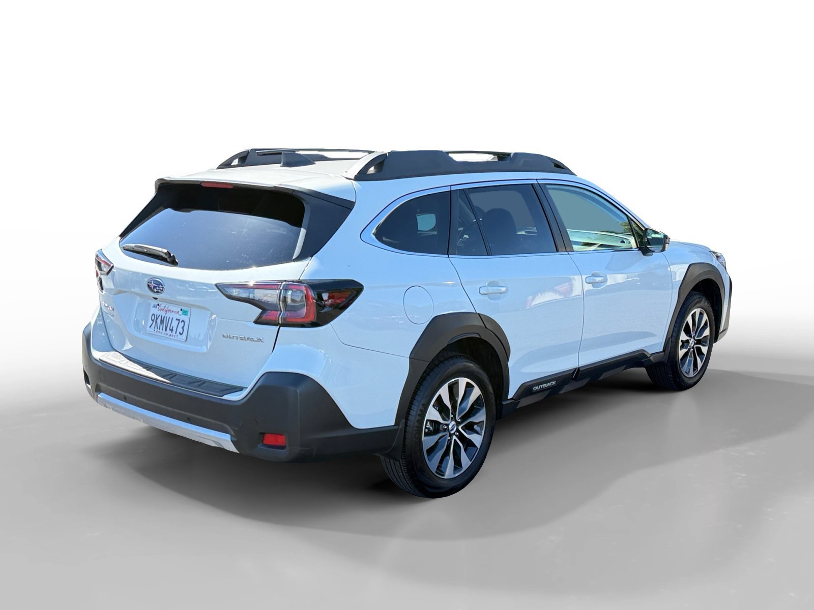 Used 2024 Crystal White Pearl Subaru Limited image 5