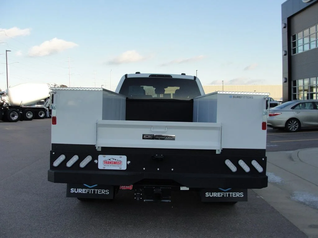 New 2026 Oxford White Ford F-350® XLT image 3