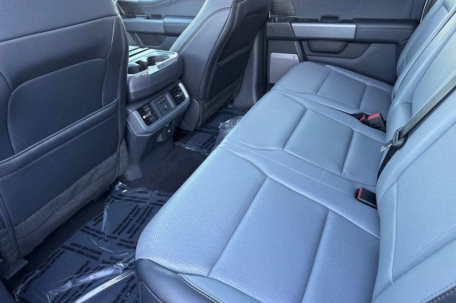 2025 Ford F-150 Lightning Lariat - Photo 13