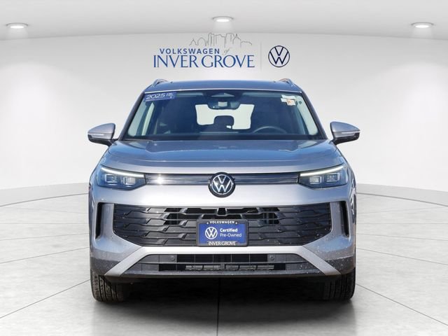 Certified 2025 Volkswagen Tiguan SE with VIN 3VVMR7RM8SM005079 for sale in Inver Grove Heights, Minnesota