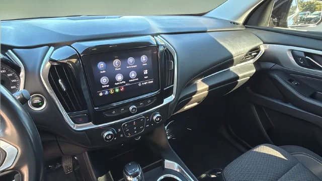 Used 2020 Red Chevrolet LT image 24