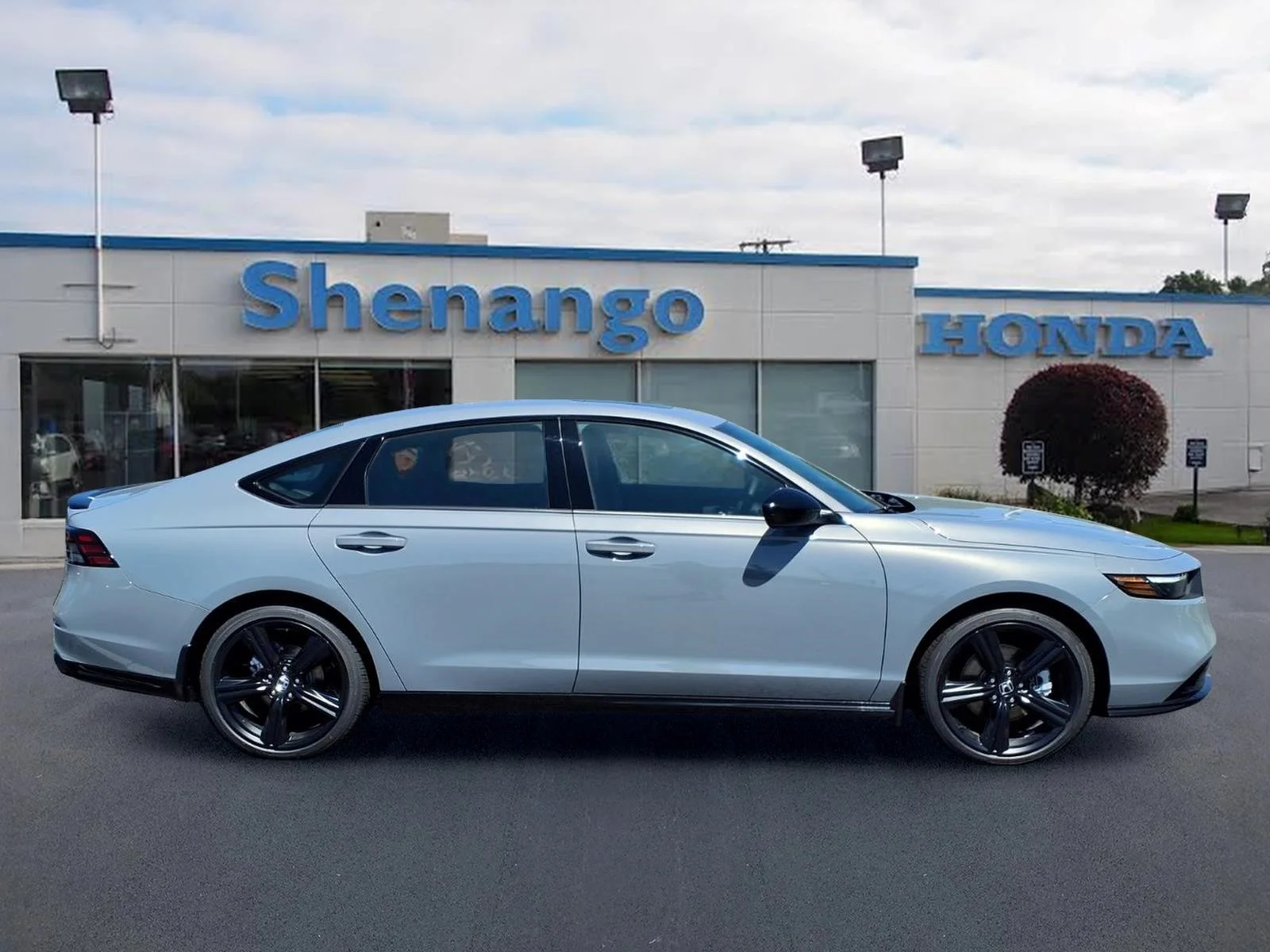 New 2026 Urban Gray Pearl Honda Sport-L image 2