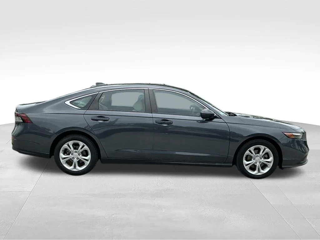 Used 2024  Honda LX image 15