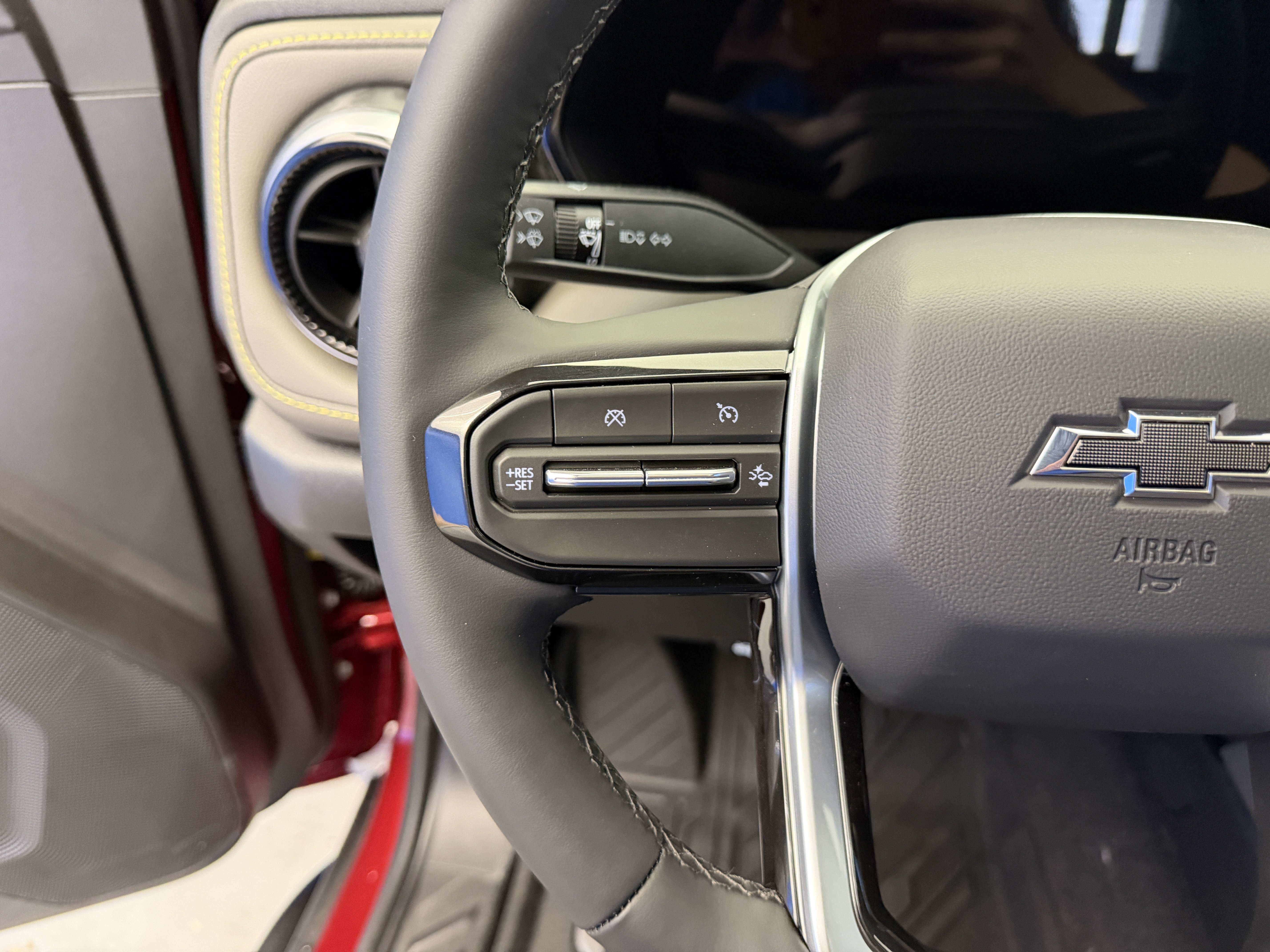 2026 Chevrolet Colorado ZR2 - Photo 15