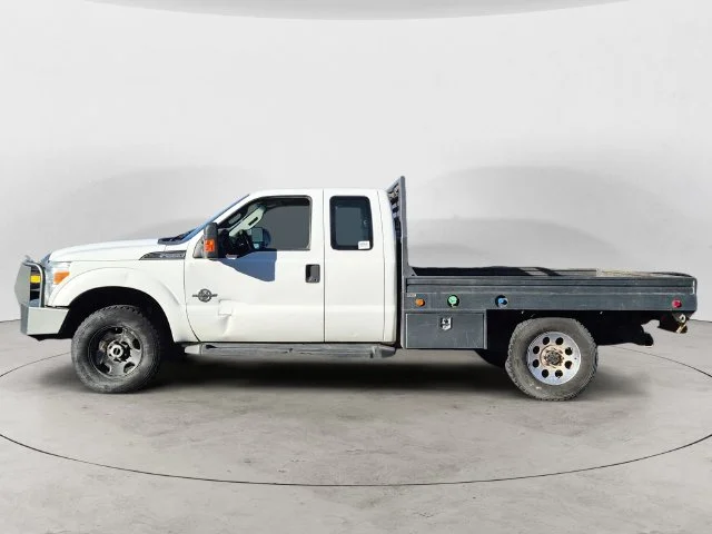 Used 2014 White Ford XL image 10