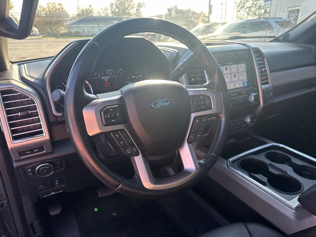 Used 2017 Gray Ford Platinum image 12
