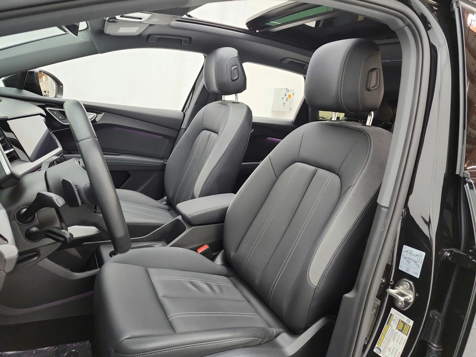 Used 2024 Mythos Black Metallic Audi Premium Plus image 10
