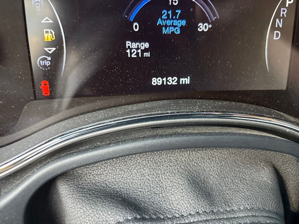 Used 2018 White Jeep Limited image 16