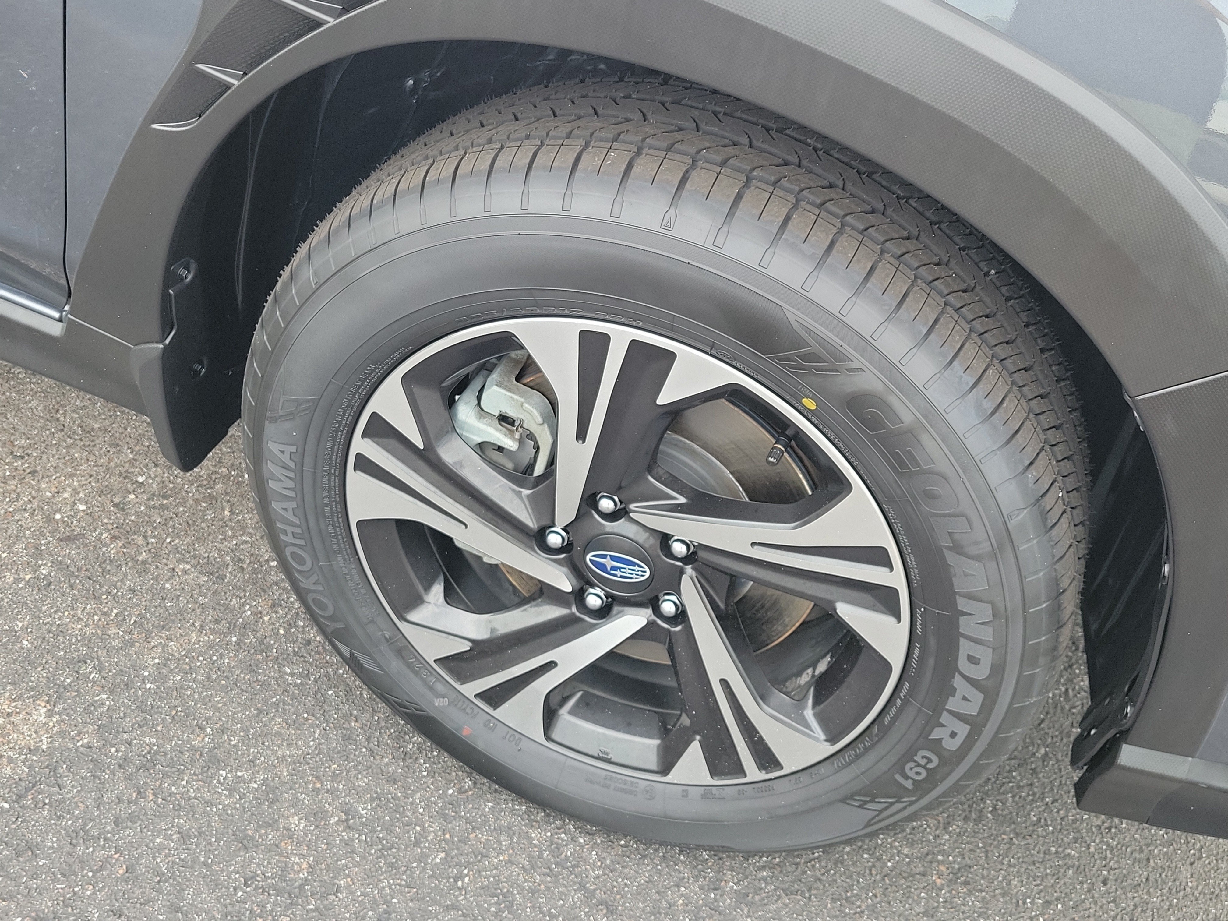 Used 2024 Magnetite Gray Metallic Subaru Premium image 8