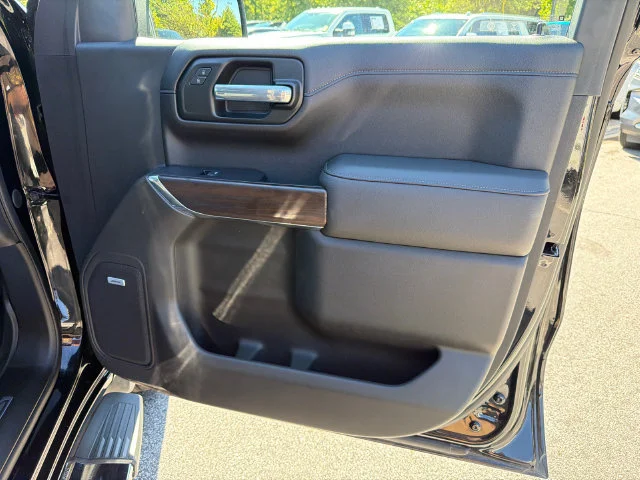 Used 2021 ONYX BLACK GMC SLT image 14