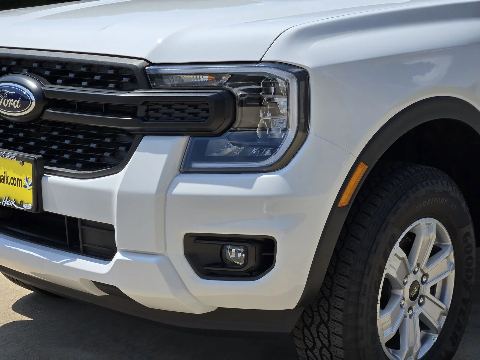 New 2026 Oxford White Ford XL image 5