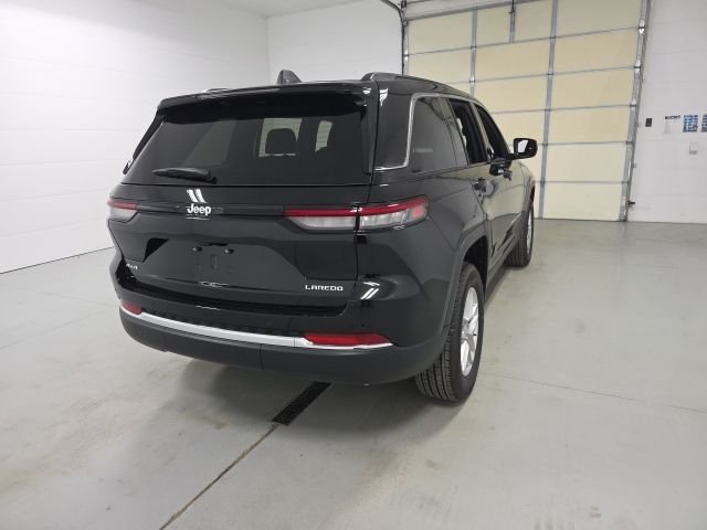 2026 Jeep Grand Cherokee Laredo - Photo 4