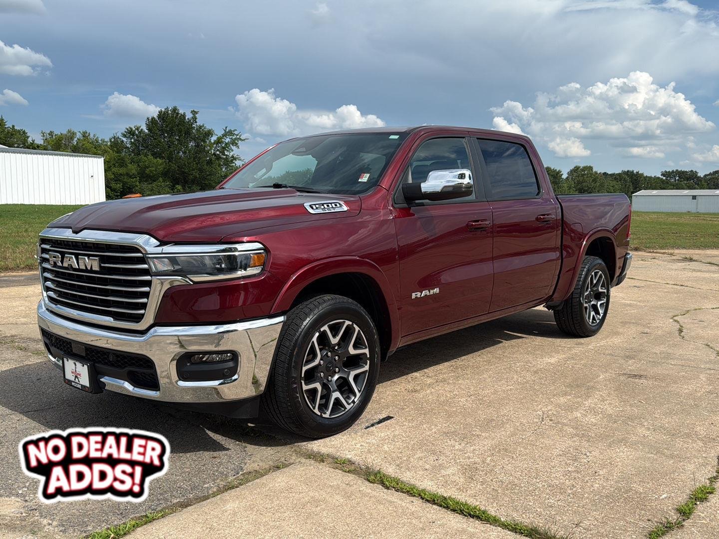 Used 2025 Delmonico Red Pearlcoat Ram Laramie image 3