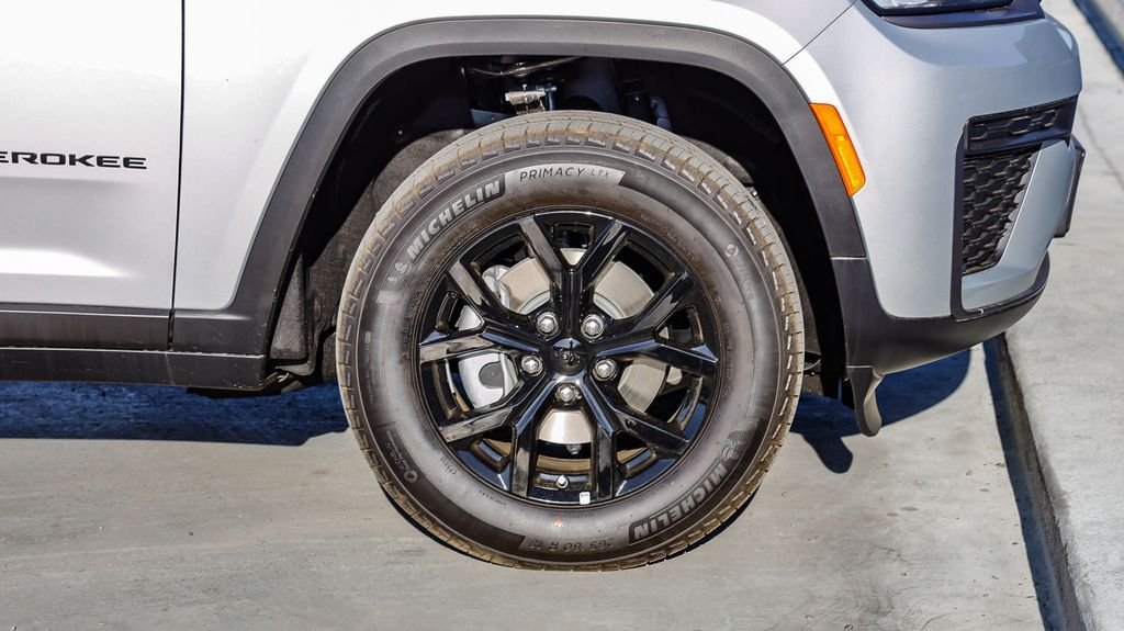 New 2026 Silver Jeep Altitude image 11