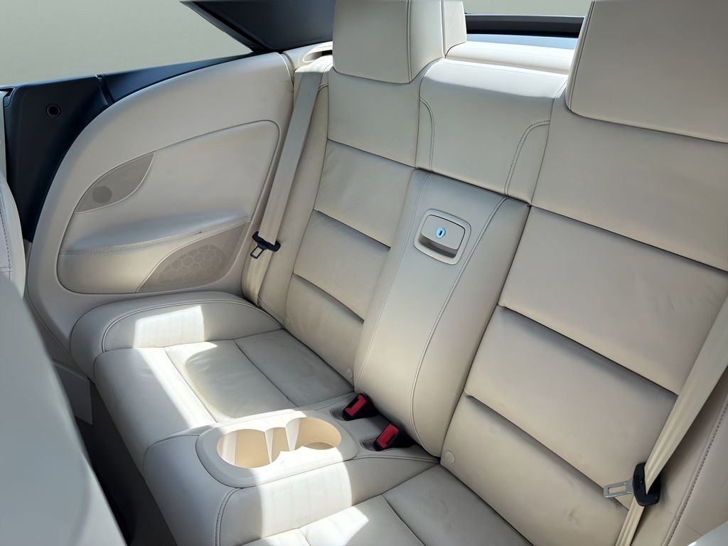 Used 2013 Salsa Red Volkswagen Lux image 19