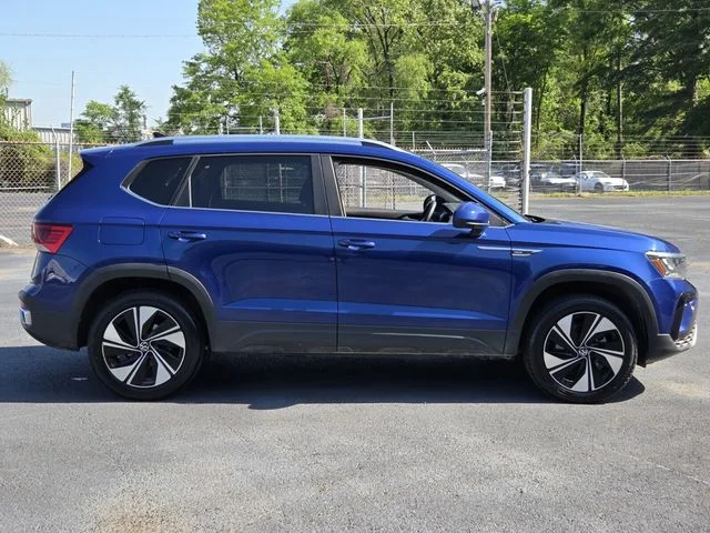 Used 2023  Volkswagen 1.5T SE image 6