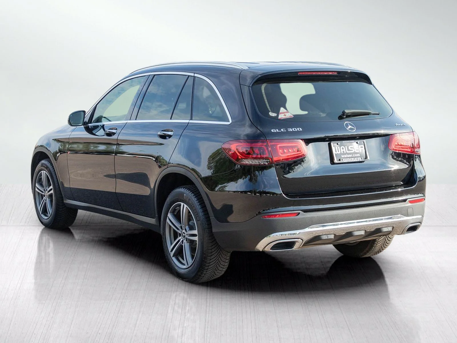 Used 2020 Black Mercedes-Benz GLC 300 4MATIC® SUV image 3