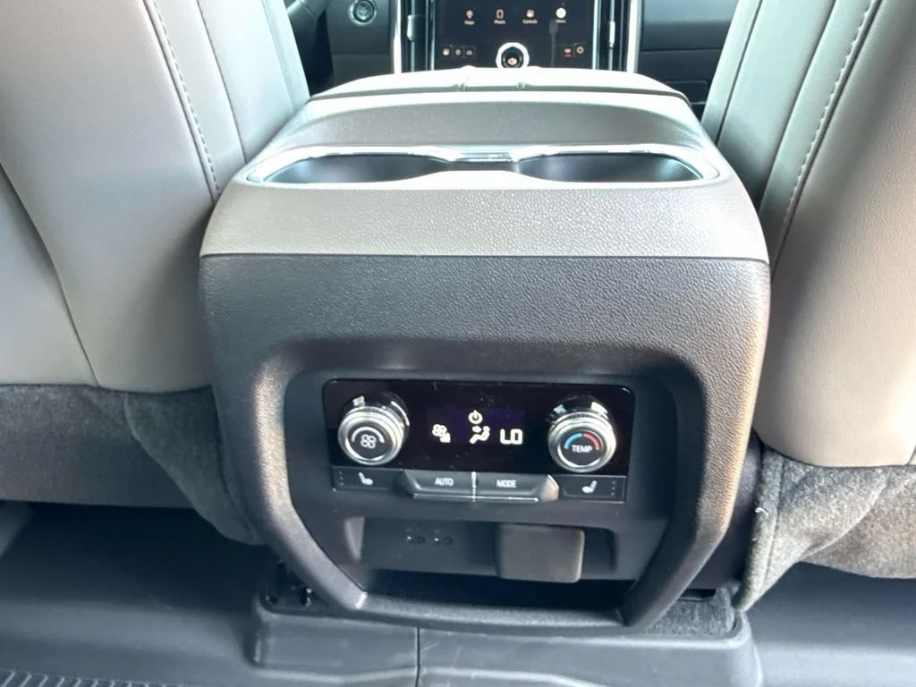 2026 GMC Acadia Elevation - Photo 20