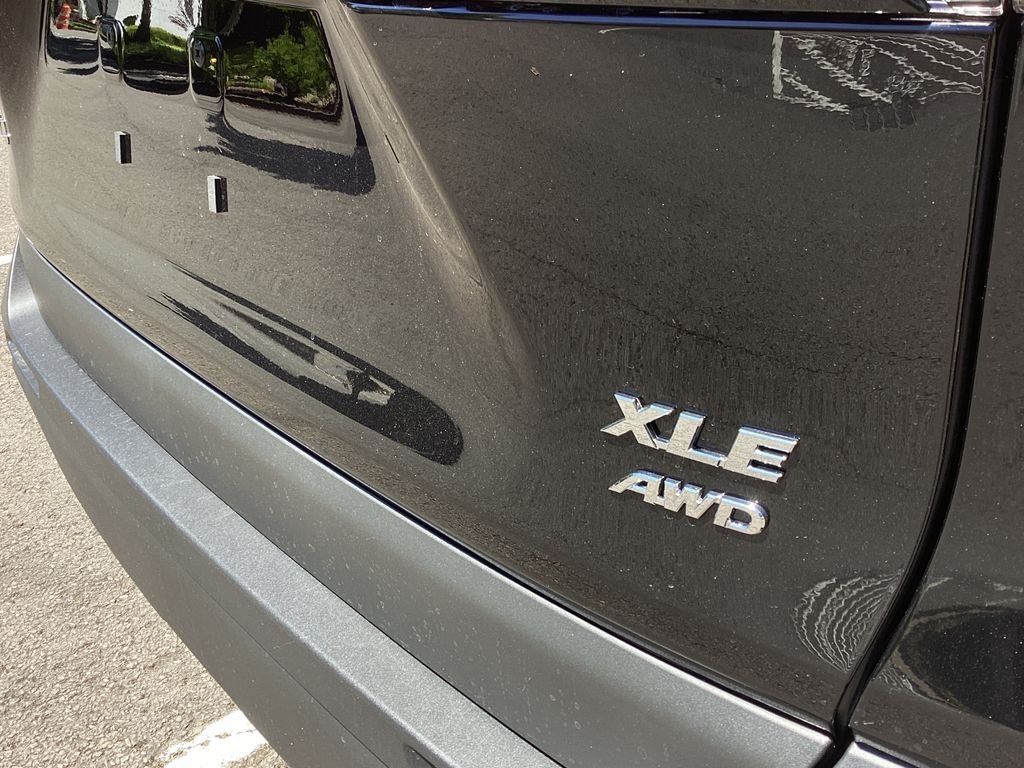 New 2025 Black Toyota XLE image 11