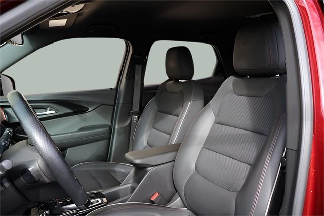 2023 Chevrolet Trailblazer RS photo 2