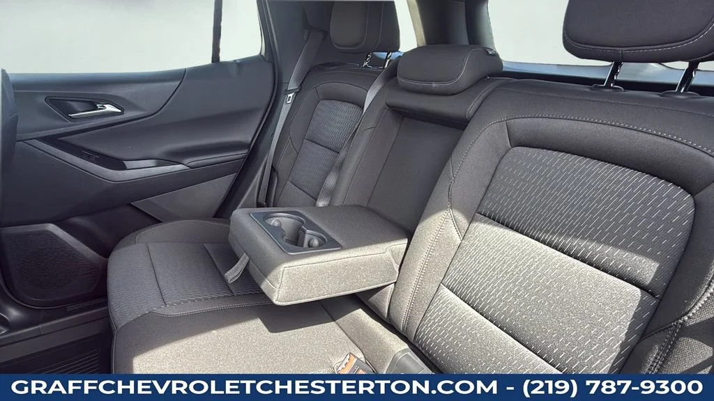 2027 Chevrolet Equinox LT - Photo 38
