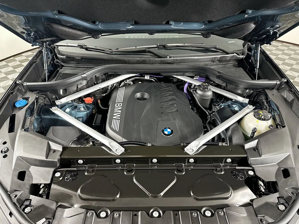 Certified Used 2026 Blue BMW xDrive40i image 30