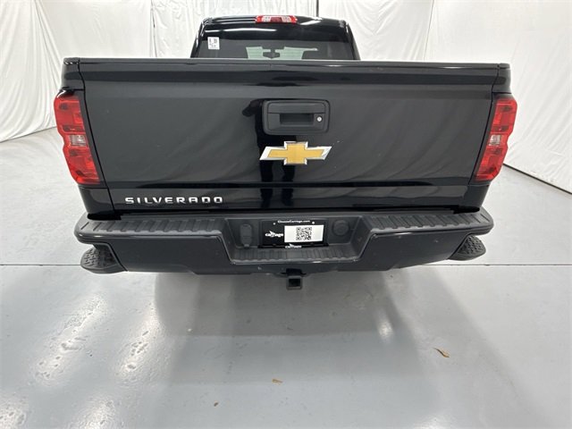 2017 Chevrolet Silverado 1500 Custom photo 4