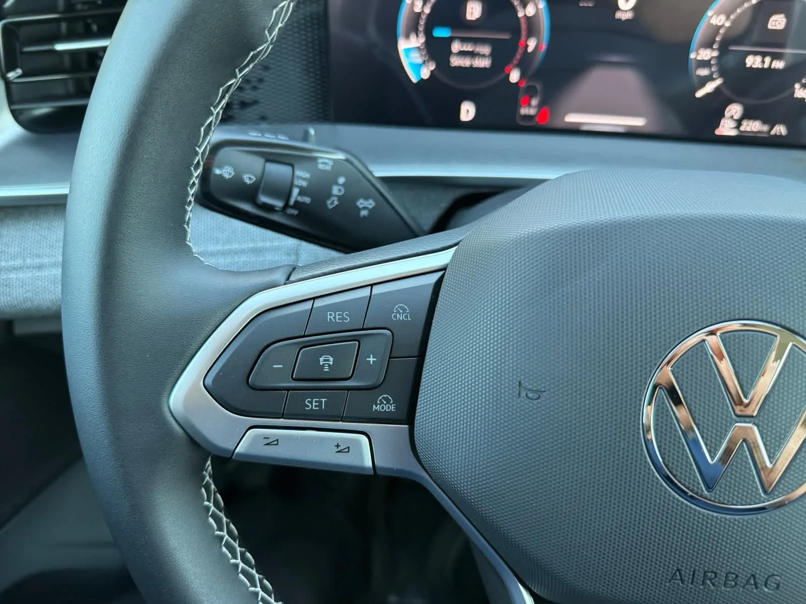New 2026 Deep Black Pearl Volkswagen S image 20