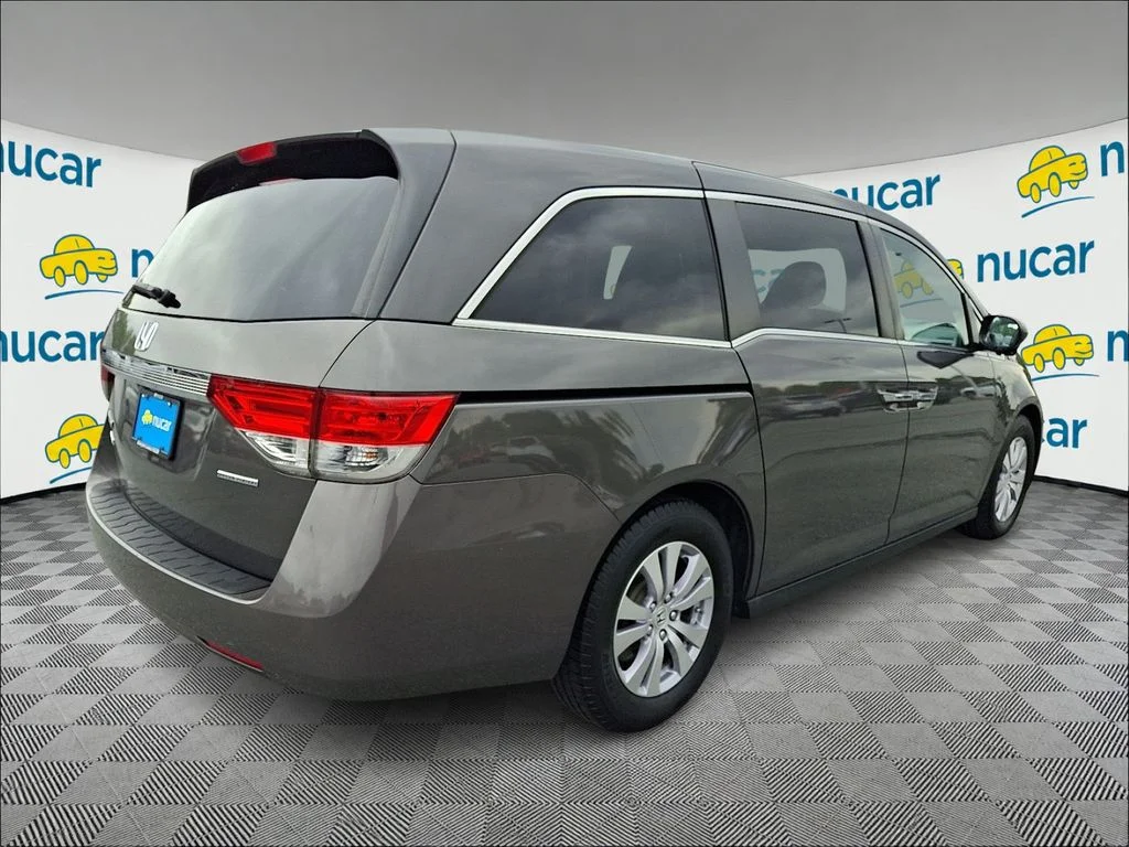 Used 2016 Gray Honda SE image 7