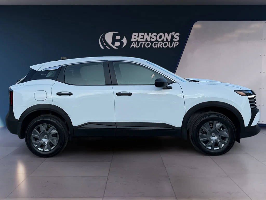 New 2027 White Nissan S image 6