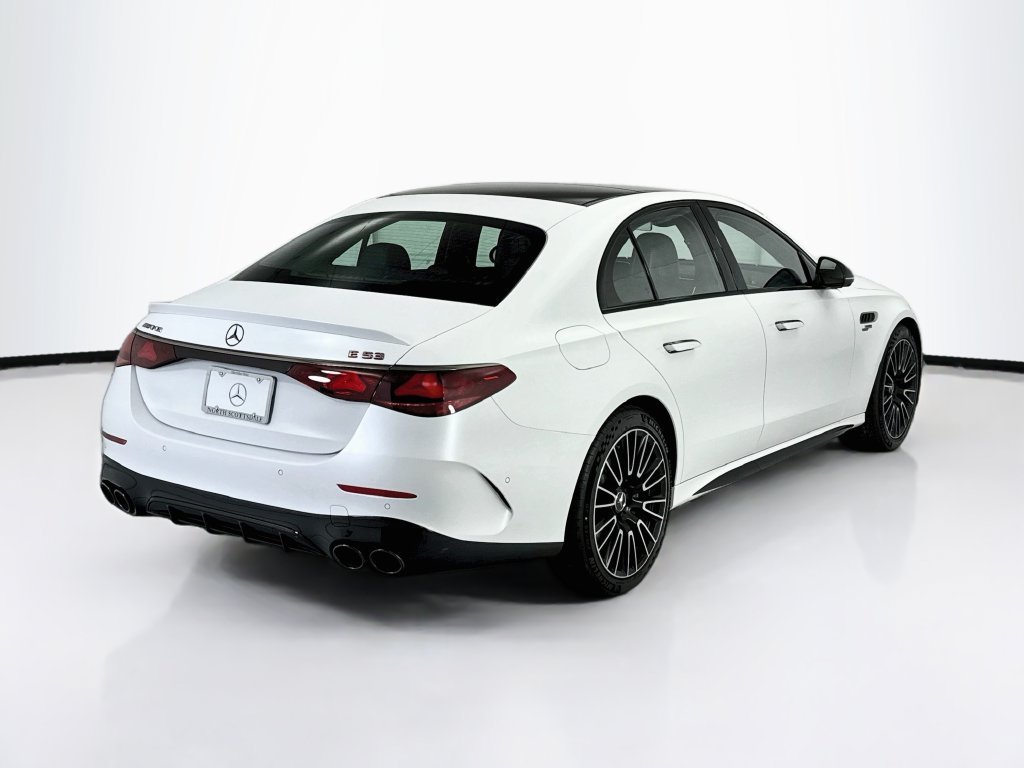 New 2027 MANUFAKTUR Moonlight White Magno Mercedes-Benz E 53 AMG® image 5
