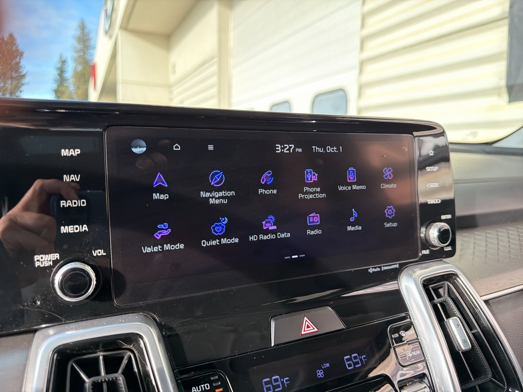 Certified Used 2023 Wolf Gray Kia SX image 21