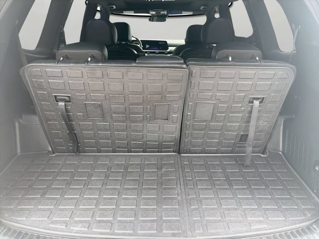 Used 2024  Kia SX X-Pro image 7