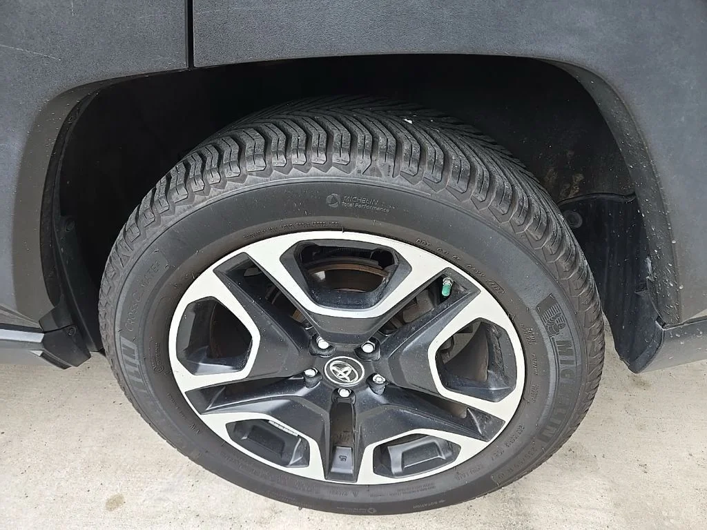 Used 2019 Black Toyota Adventure image 11