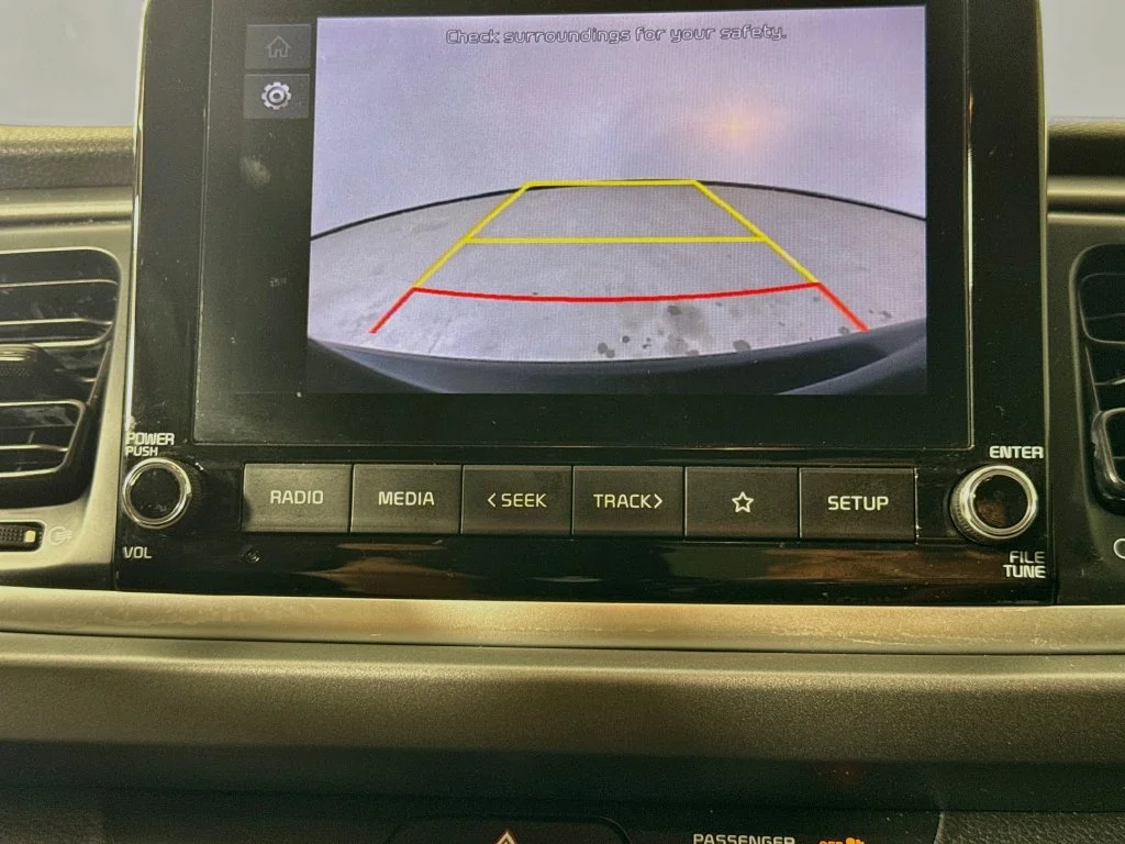 Used 2022 Black Kia S image 16