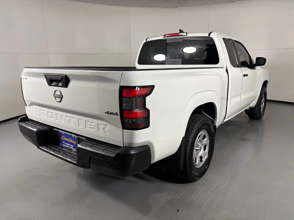 New 2026 Glacier White Nissan King Cab® S image 8