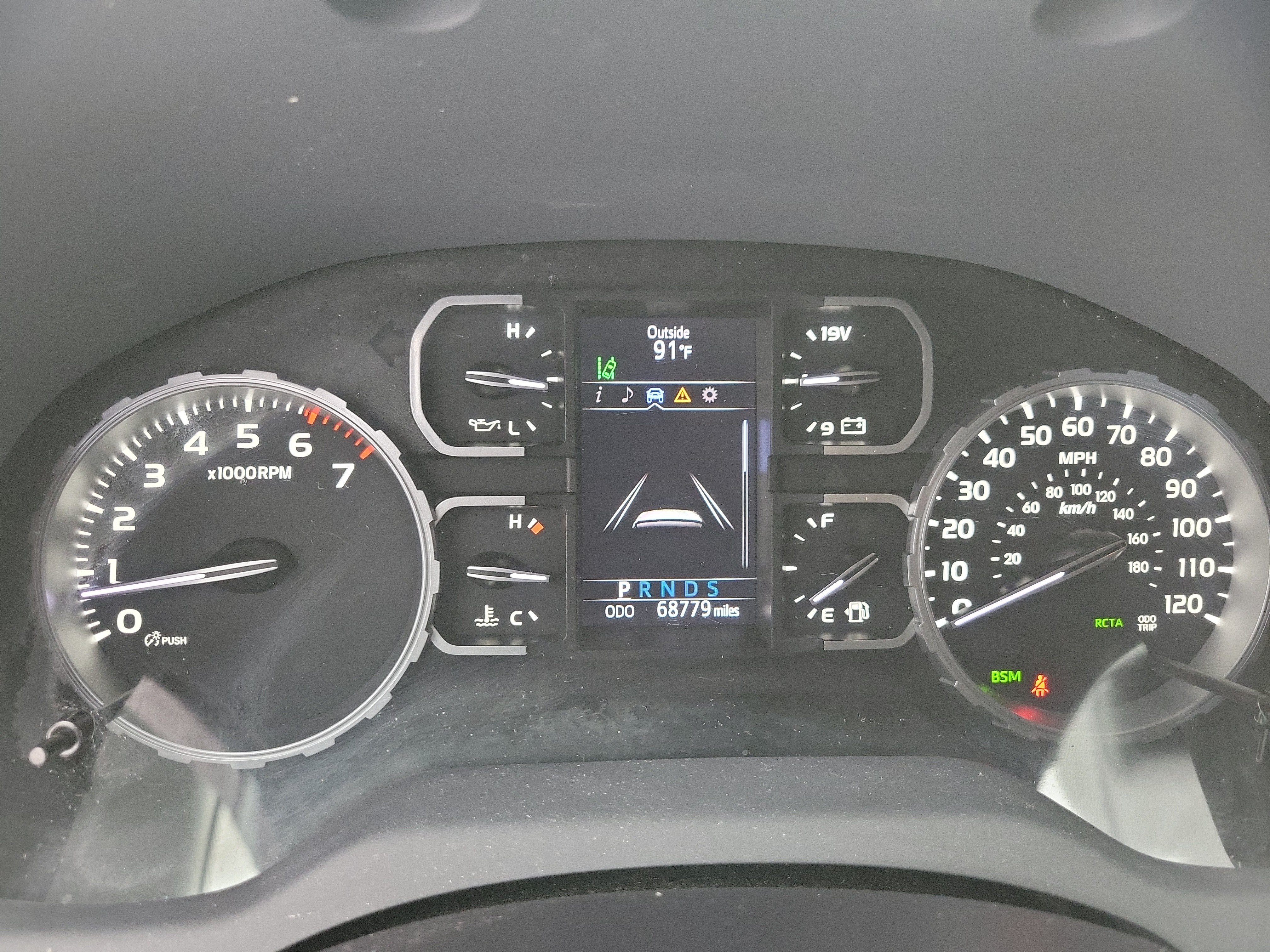 Used 2021 Cement Toyota SR5 image 23