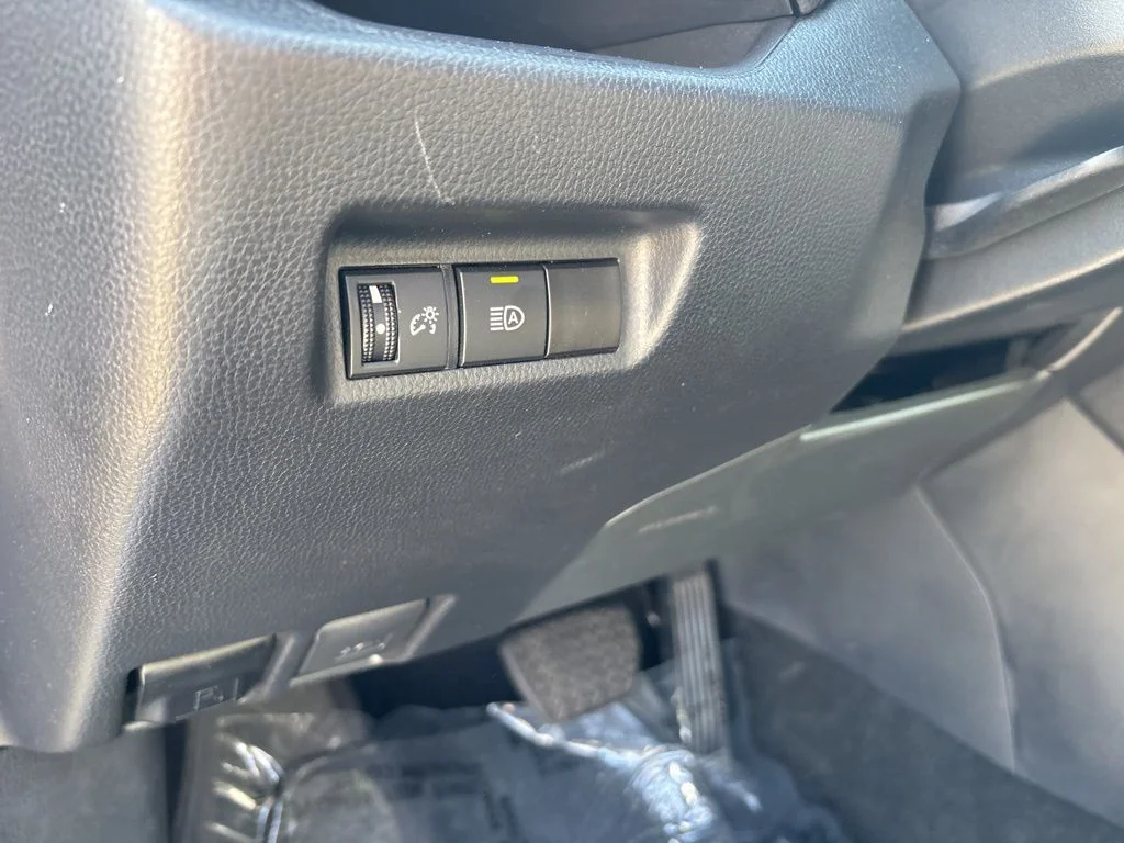Used 2024 Silver Toyota XLE image 17