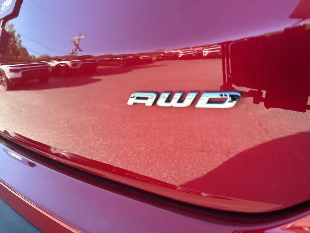Used 2023 Red Ford SEL image 29